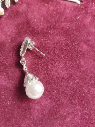 Aderezo plateado para niña