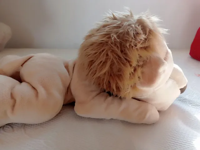 Peluche León Suave