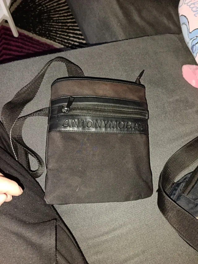 Bolso Antonymorato Negro y Marrón