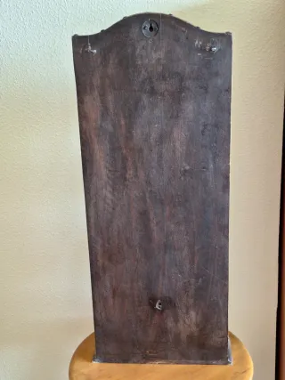 Revistero de pared de madera