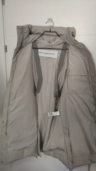 Abrigo impermeable cálido