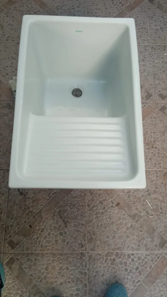 Pila  lavar recoger en Zamoranos Priego de Córdoba