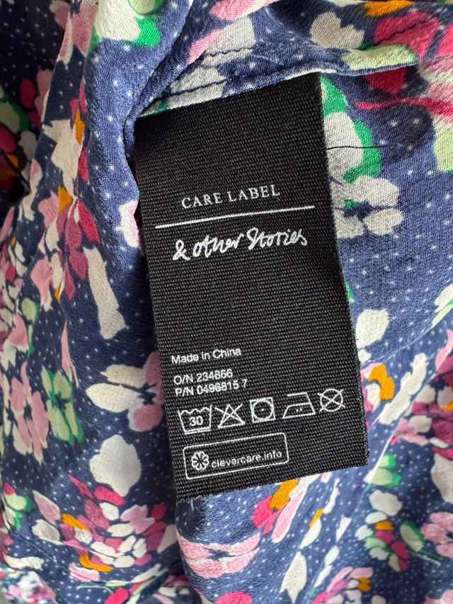 Camisa floral Other Stories Talla M