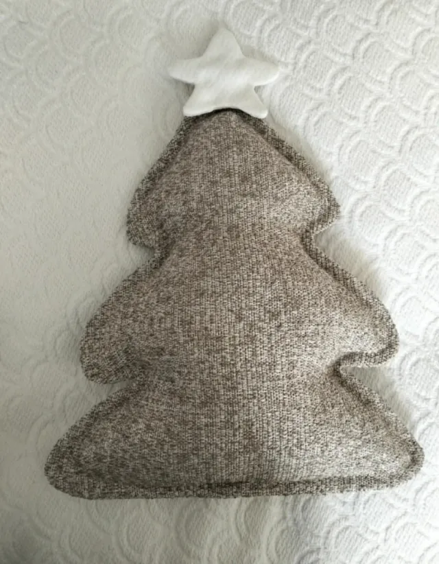 2 Cojines navideños en forma de árbol de navidad