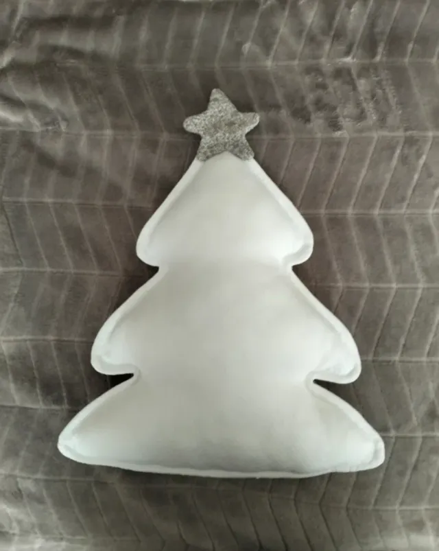 2 Cojines navideños en forma de árbol de navidad