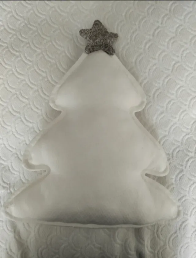 2 Cojines navideños en forma de árbol de navidad