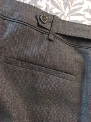 Pantalón Massimo Dutti gris