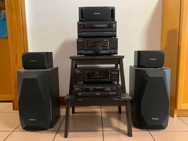 Equipo de música Technics negro