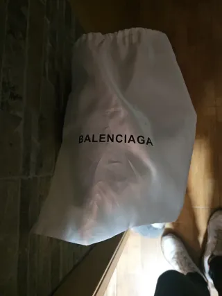 Bolsa de zapatos Balenciaga blanca