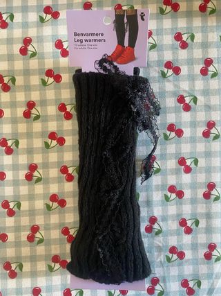 Scaldamuscoli neri con pizzo