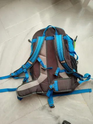 Zaino da Trekking 30L Mountain Pro