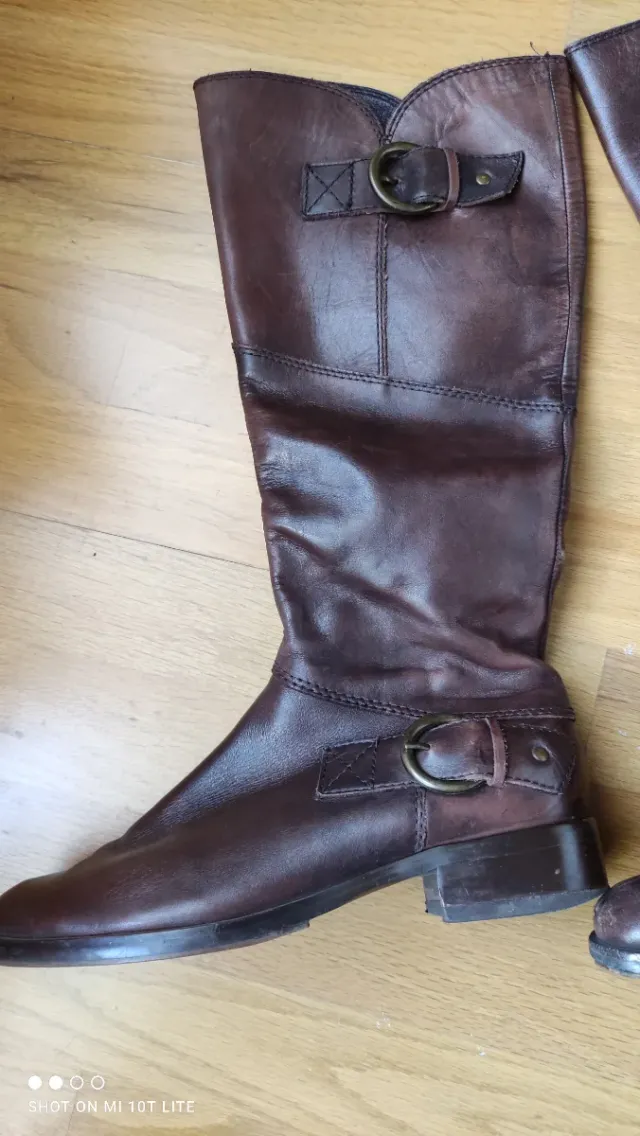 Botas altas mujer piel marrón