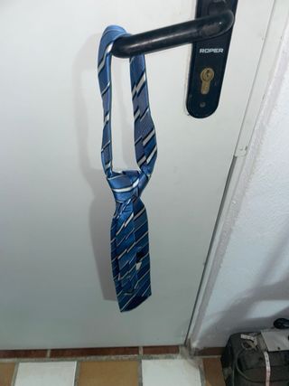 Corbata El Corte Inglés Rayas Azul y Blanco