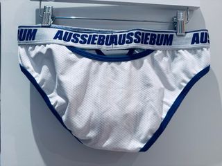 Slip blanco con aberturas de Aussiebum