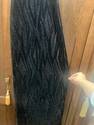 Vestido fiesta NA-KD negro