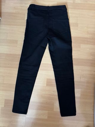 Vaqueros elásticos Calzedonia negros