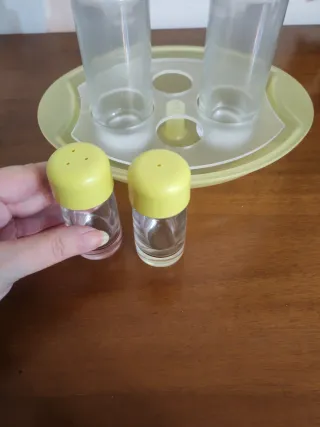 Set Olio Aceto Sale e Pepe Trasparente Giallo