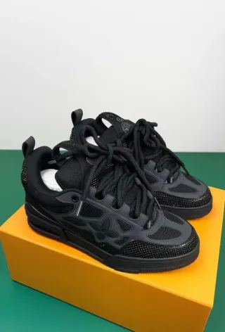 Zapatos Louis Vuitton LV Skate Crystal Negros