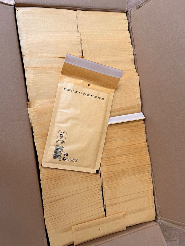 Caja de 200 Sobres Acolchados B2