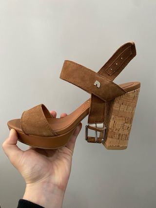 Sandalias Gioseppo tacón plataforma