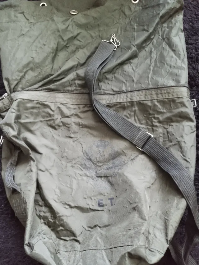 Petate militar polivalente