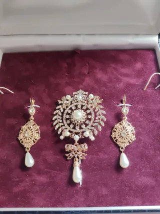 Aderezo Fallera Niña Dorado y Perlas