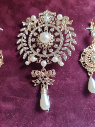 Aderezo Fallera Niña Dorado y Perlas