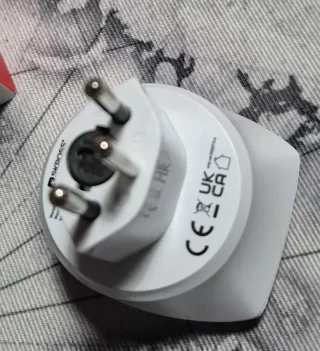 Adaptador de enchufe SKROSS Europa a Suiza