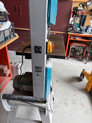 Sierra de Cinta Makita LB1200F 305mm