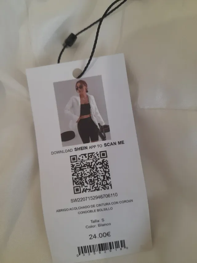 Chaqueta acolchada blanca nueva