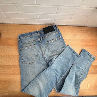 2 Vaqueros Zara (Azul y Negro)