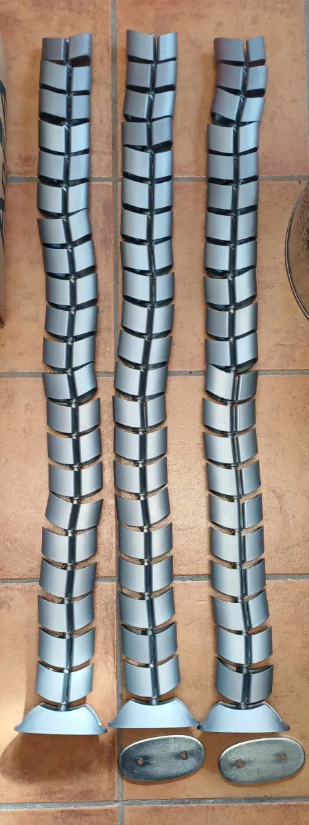 Guardacables flexibles plateados