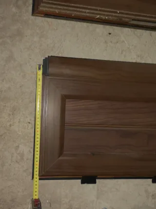 Puerta exterior  marrón sin marco