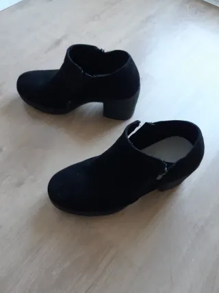 Botines de ante negros 39