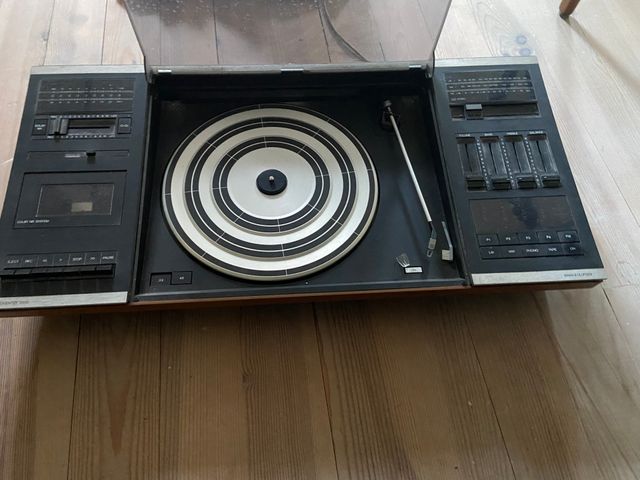 Bang & Olufsen Beocenter 2000