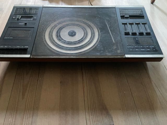 Bang & Olufsen Beocenter 2000