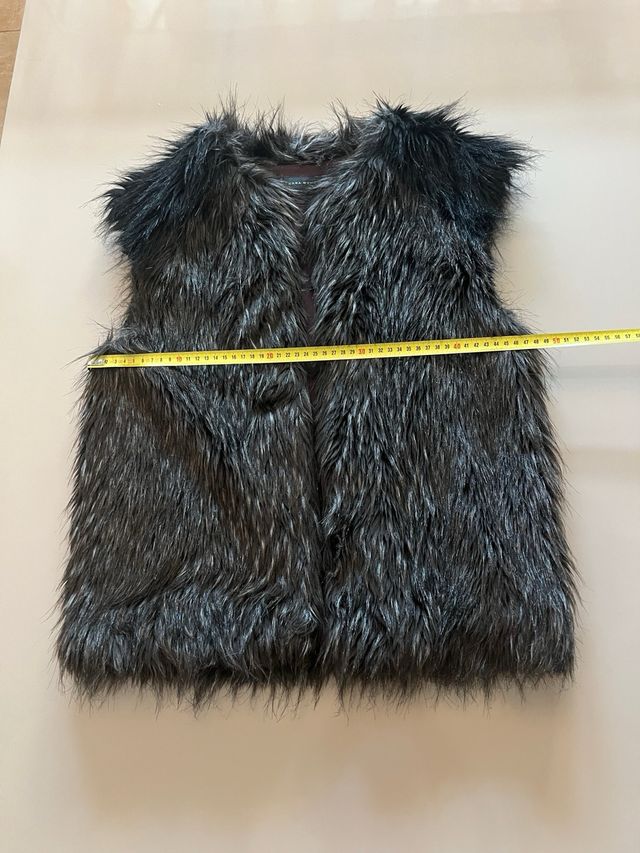 Chaleco Zara pelo sintético gris M