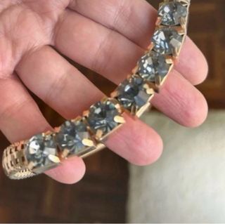 Collana girocollo con strass color azzurro/grigio