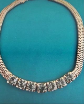 Collana girocollo con strass color azzurro/grigio