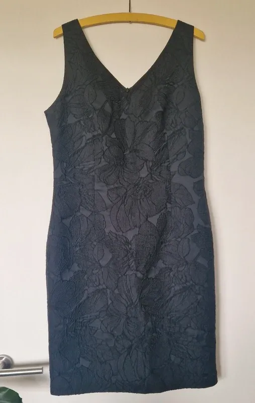 Vestido negro bordado elegante – Talla L