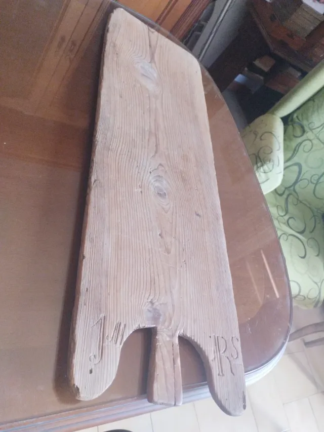 Pala de madera pino siglo XIX