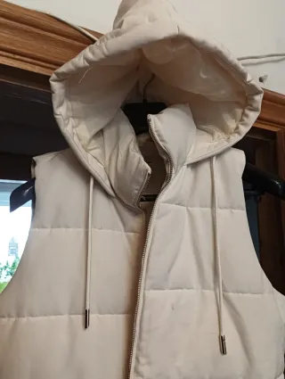 Chaleco acolchado invierno beige