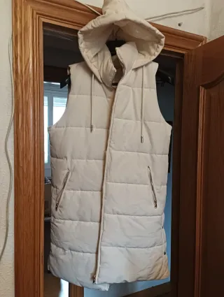 Chaleco acolchado invierno beige