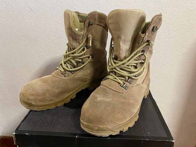 Botas militares áridas clima cálido. Talla 44