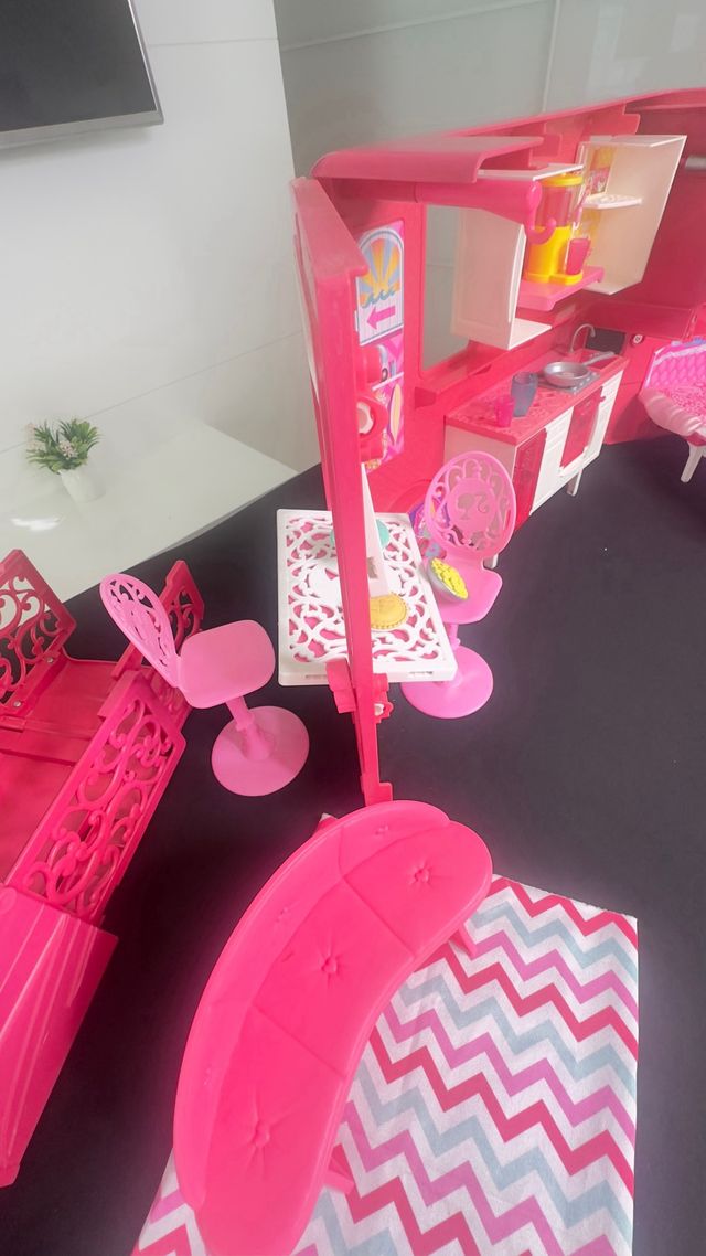 Caravana Barbie Rosa