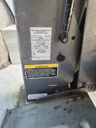 Plataforma elevadora Sillas Ruedas Furgoneta