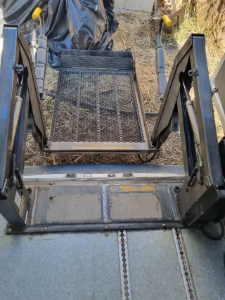 Plataforma elevadora Sillas Ruedas Furgoneta