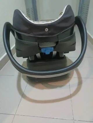 Maxi-Cosi Chicco con base