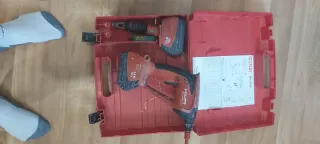 Atornillador Hilti + 2 Baterías