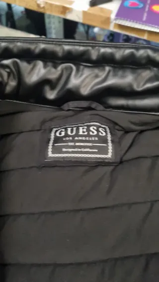 Chaqueta Guess Negra Talla S original